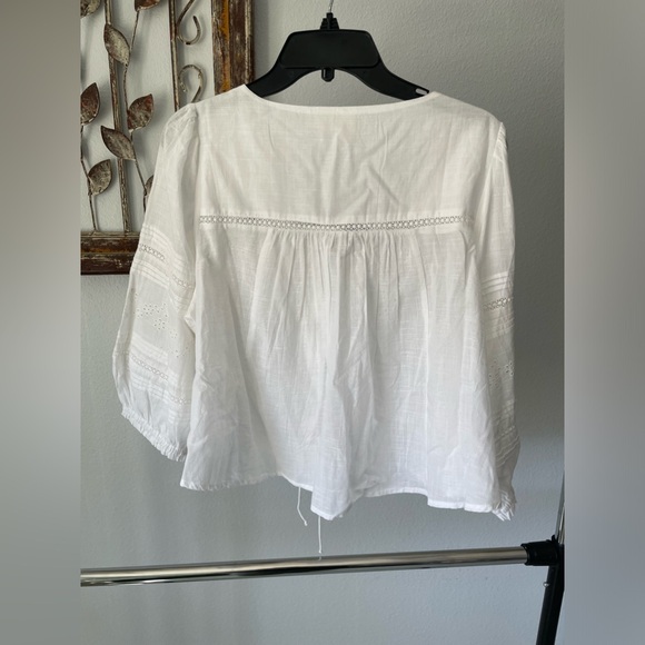 Top - Picture 2 of 3